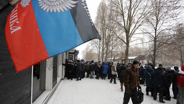 Украина капитулирует. Почему приняли закон о "реинтеграции" Донбасса. Ростислав Ищенко