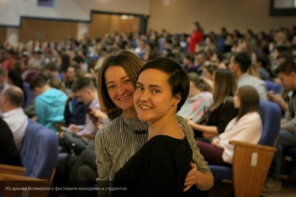 Онижедети по европейски: эксперты из Европы предложили увеличить подростковый возраст до 24 лет