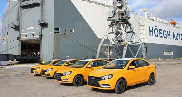 На Кубу доставили почти 350 автомобилей Lada