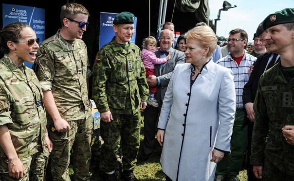 Даля Грибаускайте призвала укрепить границу стран Балтии с Россией