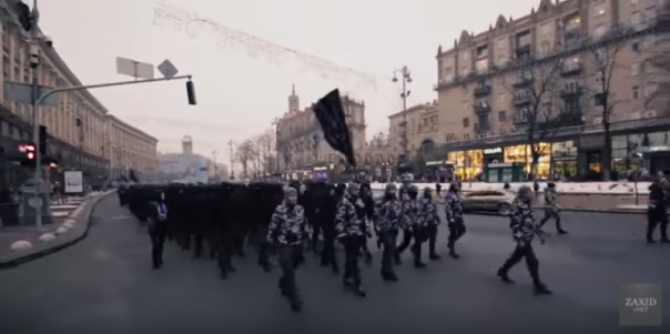 Они наведут "украинский порядок": в Сети появилось видео очередного устрашающего марша бандеровцев в Киеве