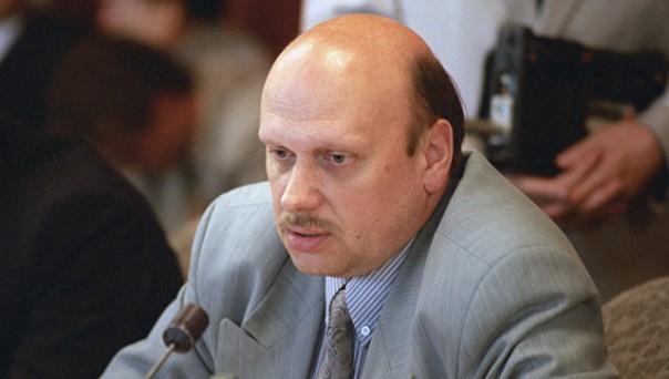 Генерал ФСБ о "кремлевском списке": Чтобы шавки не лаяли, надо присоединить Донбасс