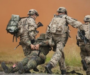 Картинка из Варшавы: «Бундесвер нас не защитит!»