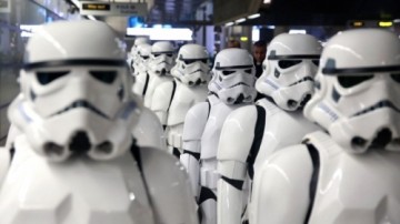 Тайная жизнь сетевых ботов. Александр Роджерс