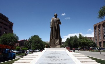 Госдума России о необходимости сноса памятника фашисту Нжде