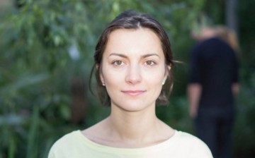 Эстонские нацики: "Убирайтесь с нашей земли"