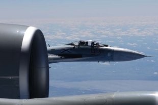 Опубликованы новые видео перехвата разведчика США российским Су-27