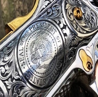 Трамп под хохлому