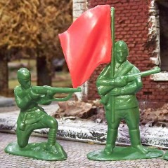 Детская ностальгия и недетские скандалы: солдатики страны Советов