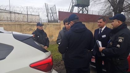 Д,Б! Что происходит, когда в стране полицейских набирают по объявлению