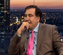 «Блуждающая марионетка»: что даст Порошенко депортация Саакашвили?