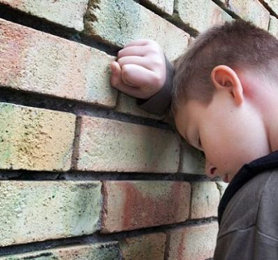 На Украине издевательства одноклассников довели ребенка из Донбасса до инсульта