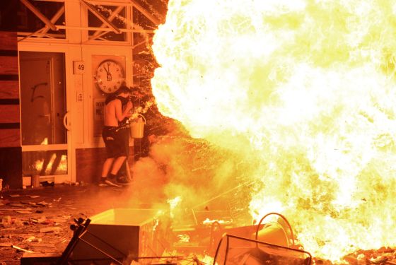 В Челябинске школьник спас двоих детей из горящей квартиры