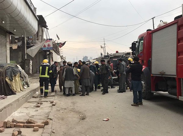 Мощный взрыв прогремел в афганском Джелалабаде, есть жертвы (видео)