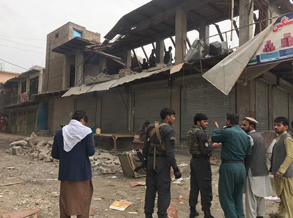 Мощный взрыв прогремел в афганском Джелалабаде, есть жертвы (видео)