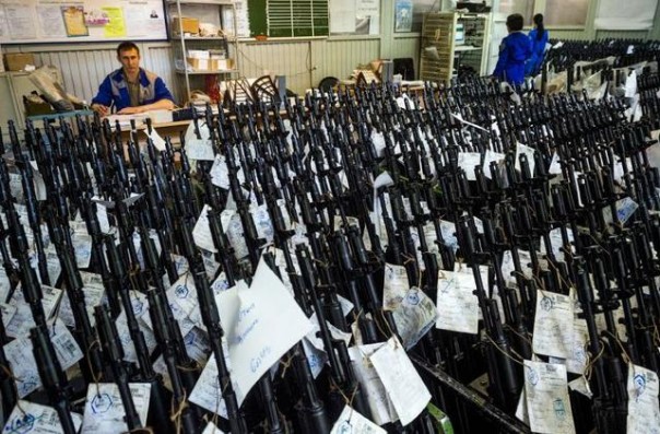 Украина антикоррупционная: 150 кировоградских фермеров купили автоматы Калашникова и перестали оплачивать взятки