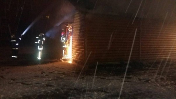 Укроподонки подожгли храм Московского патриархата во Львове