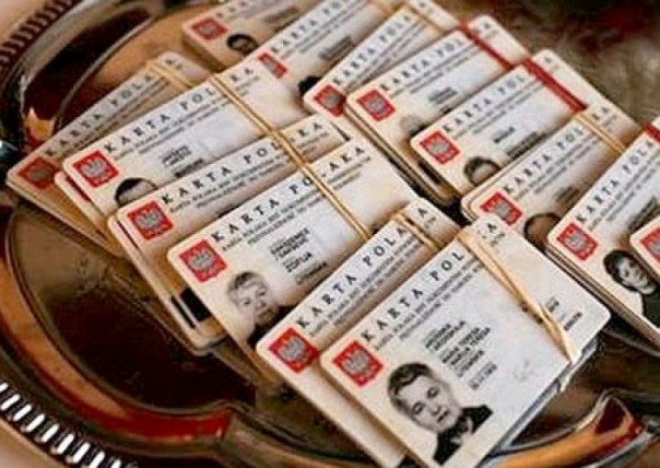 Радикалы Ляшко предлагают люстрировать обладателей «карты поляка»