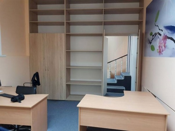 Нарния #ля! Вход через шкаф: в Киеве накрыли необычное подпольное казино