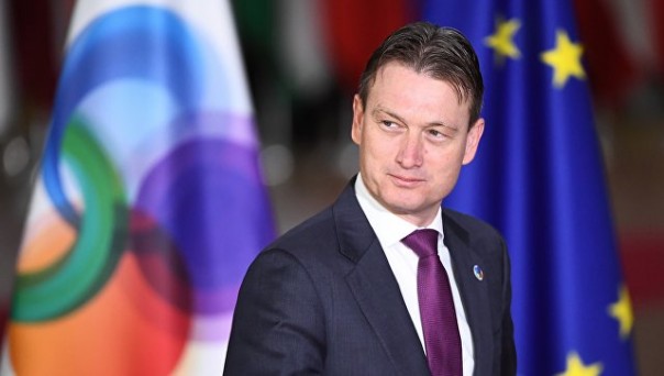 Глава МИД Нидерландов признался, что солгал про встречу с Путиным