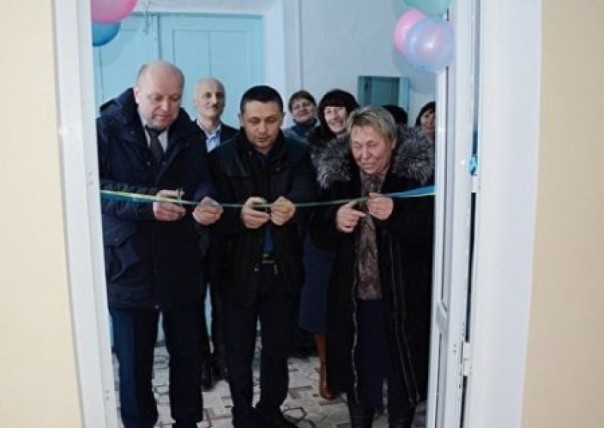 «День сортира». В Винницкой области под пение гимна открыли школьный туалет