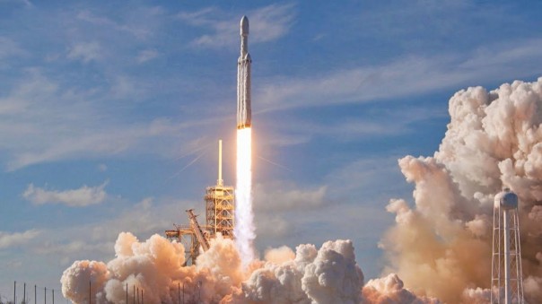 Охота на ястребов. В США частный сектор может вытеснить НАСА