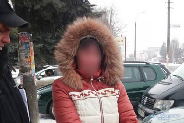 В Хмельницкой области "мать" пыталась продать малолетнего сына за 15 тысяч гривен