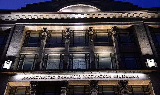 Минфин: Бюджет РФ за январь-февраль исполнен с профицитом в 1,7% ВВП