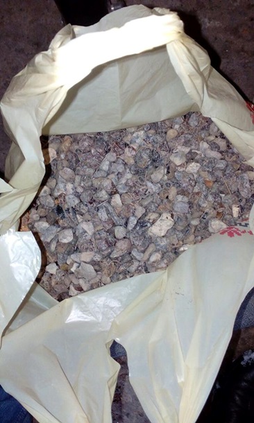 В Житомирской области СБУ изьяла 3 тонны янтаря и “черную бухгалтерию” добытчиков