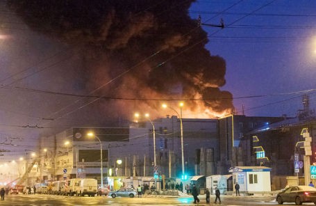 Пожар в кемеровском ТЦ: первая реакция на трагедию