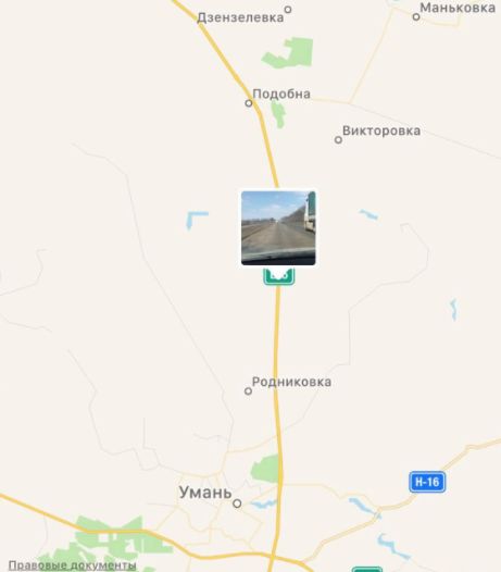 Вместе со снегом сошел асфальт. Украинцы обсуждают весенний кошмар на разбитых трассах страны