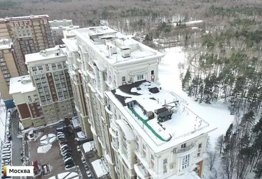 Карлсон наших дней: личный курорт устроил на крыше житель столичного Кунцева