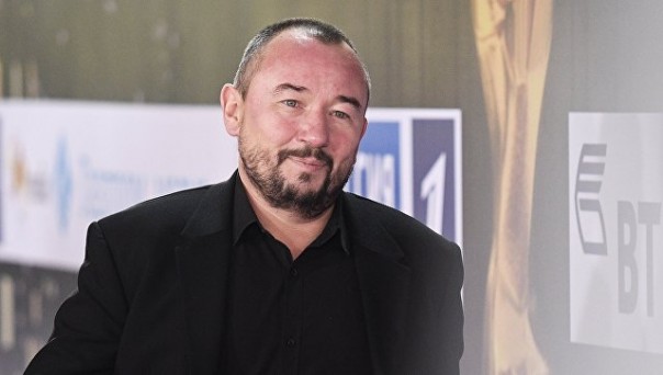 Украинский десантник напал на телеведущего Артема Шейнина
