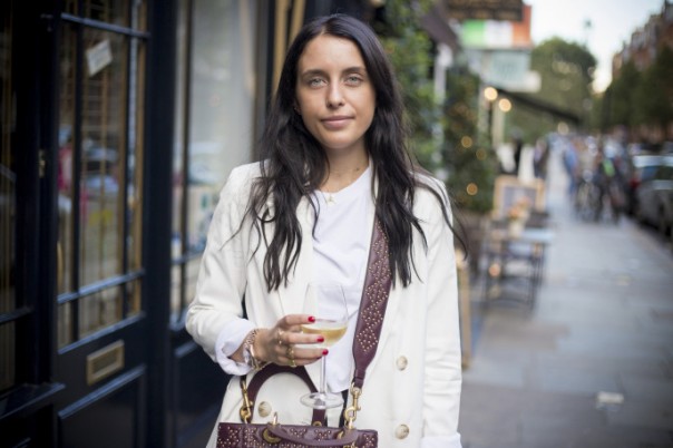 Дочурке миллиардера Тинькова стыдно быть русской в Лондоне