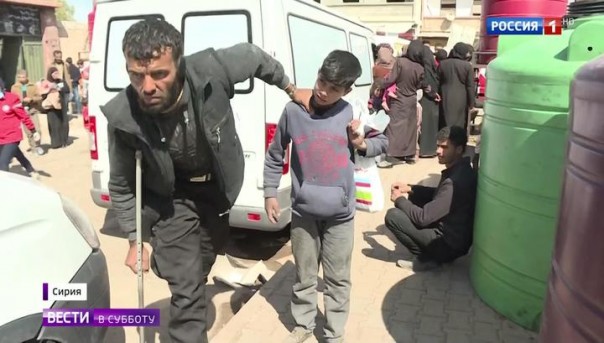 Более 30 тысяч человек вышли из Восточной Гуты. Жители опровергли химатаки против них