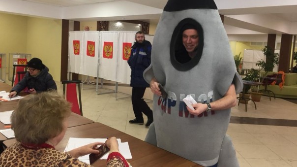 Выборы-2018: медведь, ракета «Сармат», рыцари и другие избиратели, которые проголосовали на президентских выборах