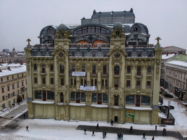 В Одессе "сволотовцы" захватили гостиницу