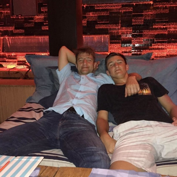 Роскошь на костях: как живёт миллиардер-владелец ТРЦ "Зимняя вишня" и его семья