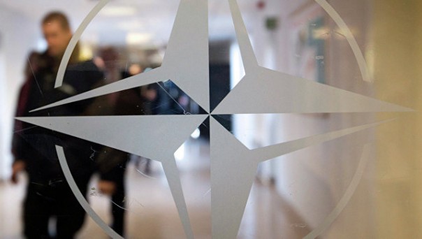 НАТО на треть сократит число сотрудников российского постпредства