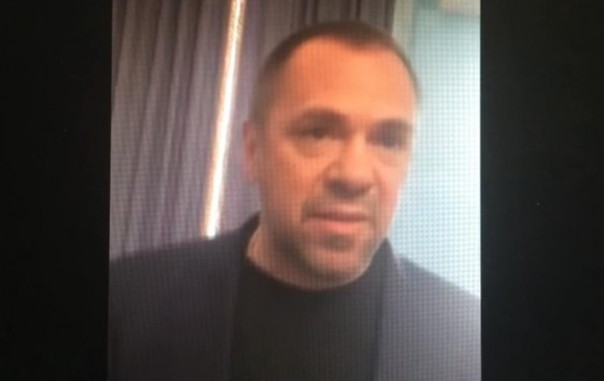 "Тусуй отсюда, громадянин, бл**ь!". Винницкий депутат обматерил скакуна за флаг ОУН