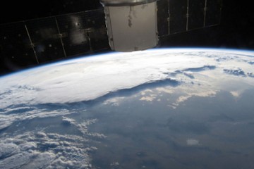 Российские спутники-убийцы задвигались