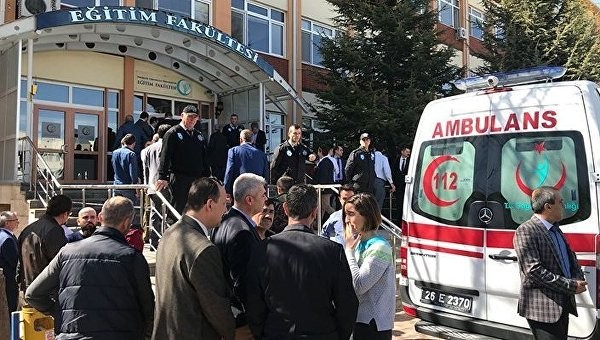 В турецком университете открыли стрельбу. Есть убитые