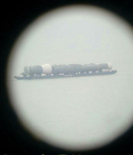 Под Крымским мостом монтируют Hyperloop или ракетную шахту?