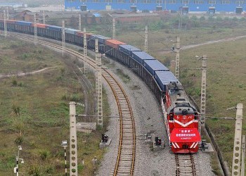 Эффект «Транссиба», которого не ждали: РФ разыгрывает свой «Шелковый козырь»