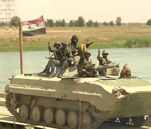 Сирийская армия и проамериканские силы готовятся к сражению за восточный Дейр-эз-Зор