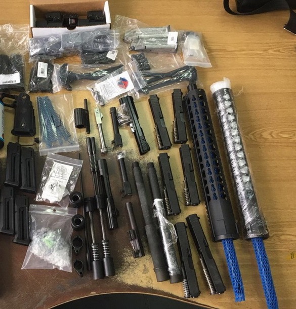 СБУ задержала в Одессе торговцев оружием