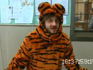 В зоопарке Калининграда прошли учения: сотрудники полчаса ловили плюшевого тигра