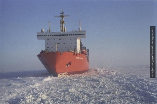 Гигантские контейнеровозы на Севморпути: Запад приглядывается к маршруту