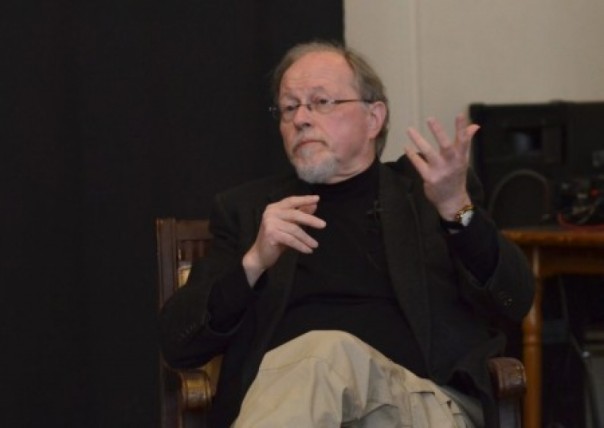 Американский актер Питер фон Берг, сыгравший в «Карточном домике», приехал в Донецк