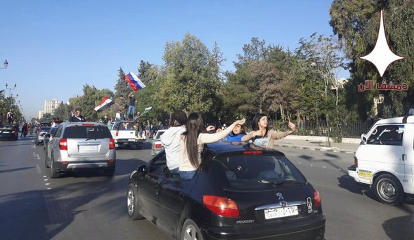 Жители Дамаска вышли на улицы, чтобы поддержать Асада